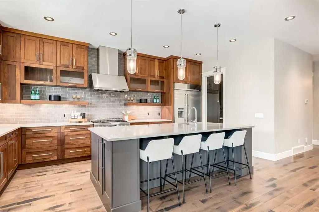 305 Spyglass Way