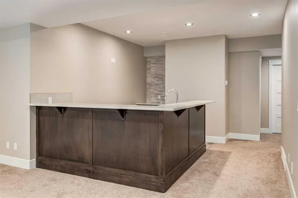 305 Spyglass Way