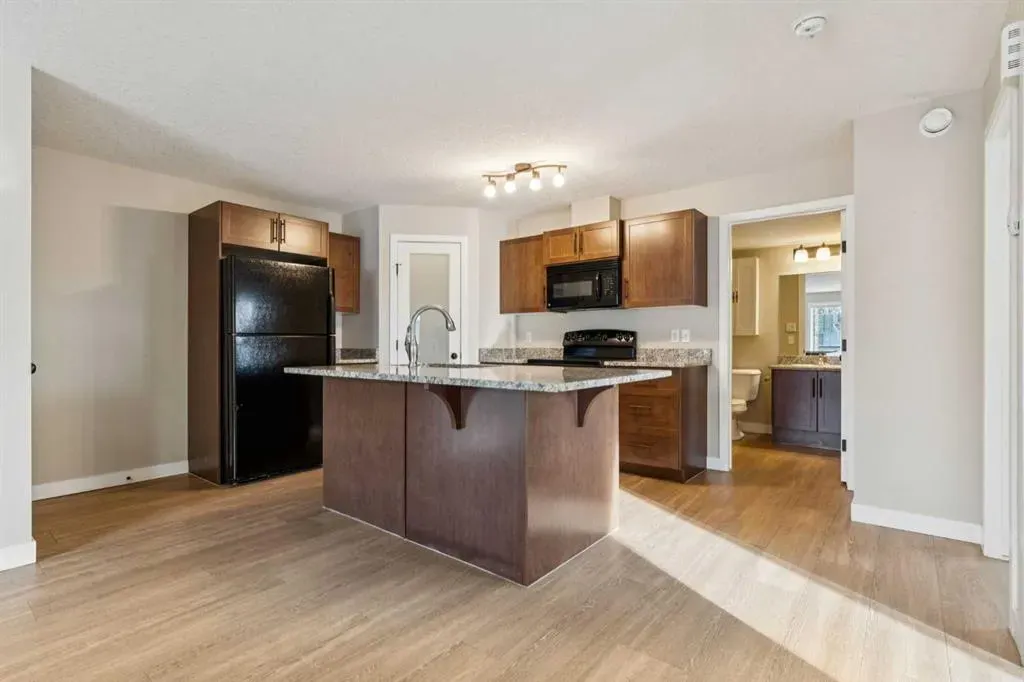 2781 Chinook Winds Drive SW #4102