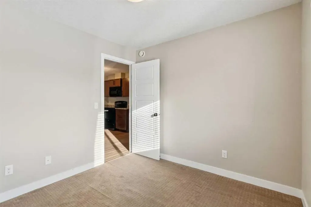 2781 Chinook Winds Drive SW #4102