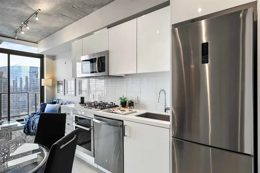 1010 6 Street SW #1405