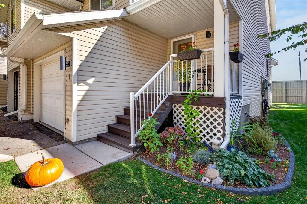 567 Edmonton Trail NE #9