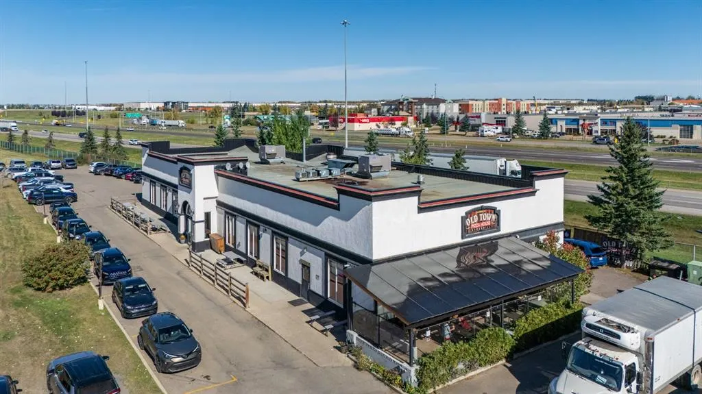 567 Edmonton Trail NE #9