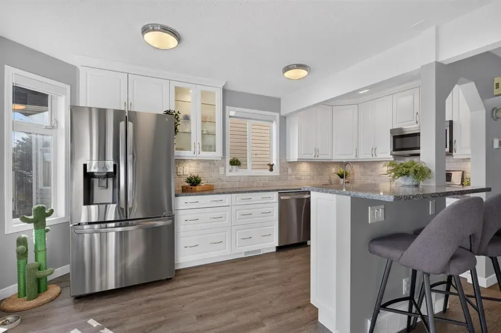 567 Edmonton Trail NE #9