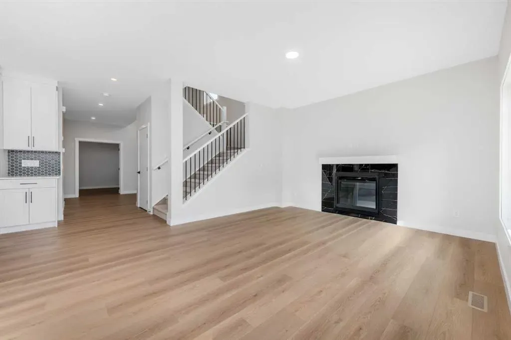 456 Rivercrest Road