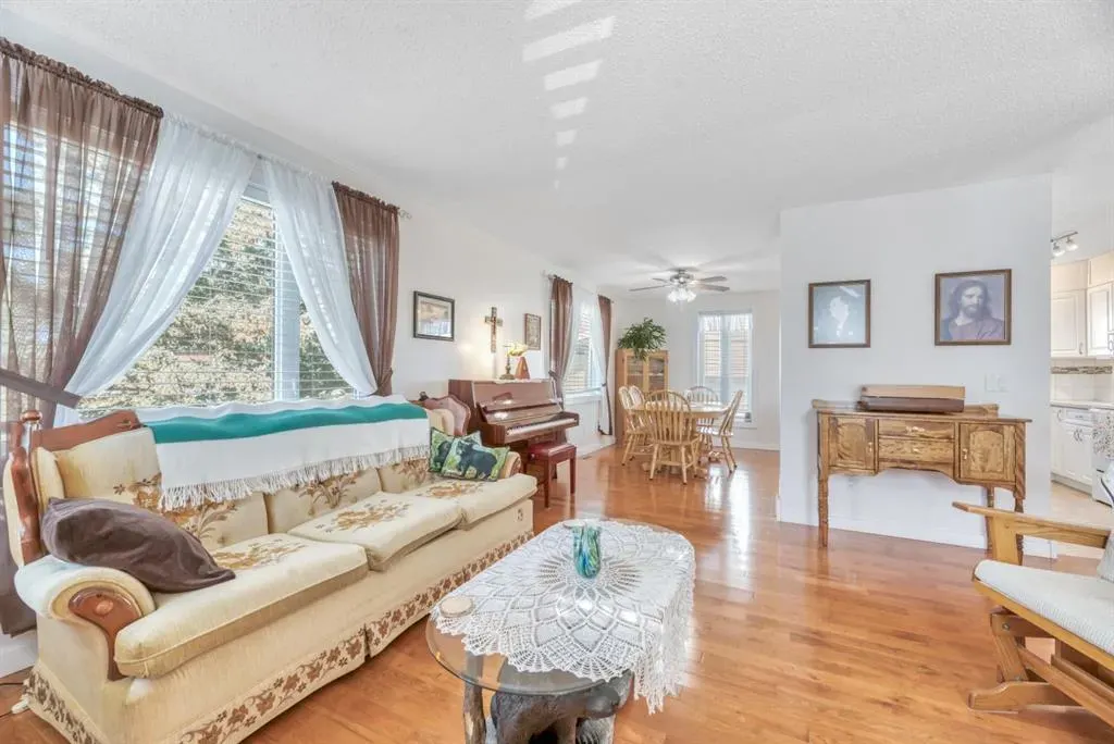 111 Maplewood Place