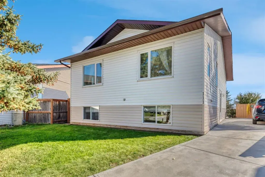 111 Maplewood Place