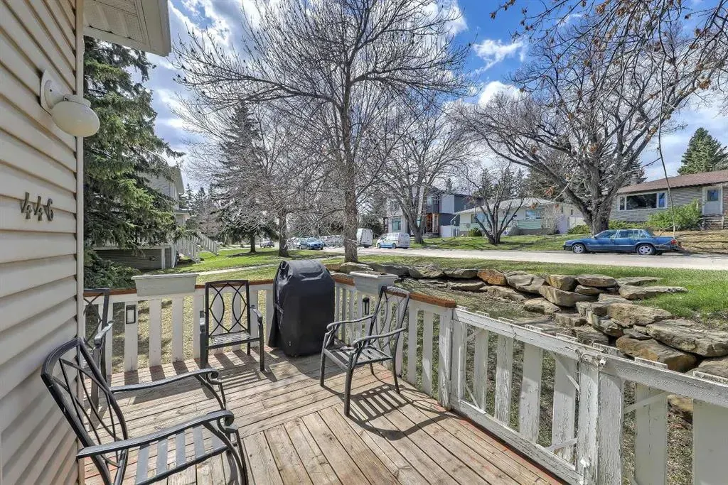 446 Killarney Glen Court SW