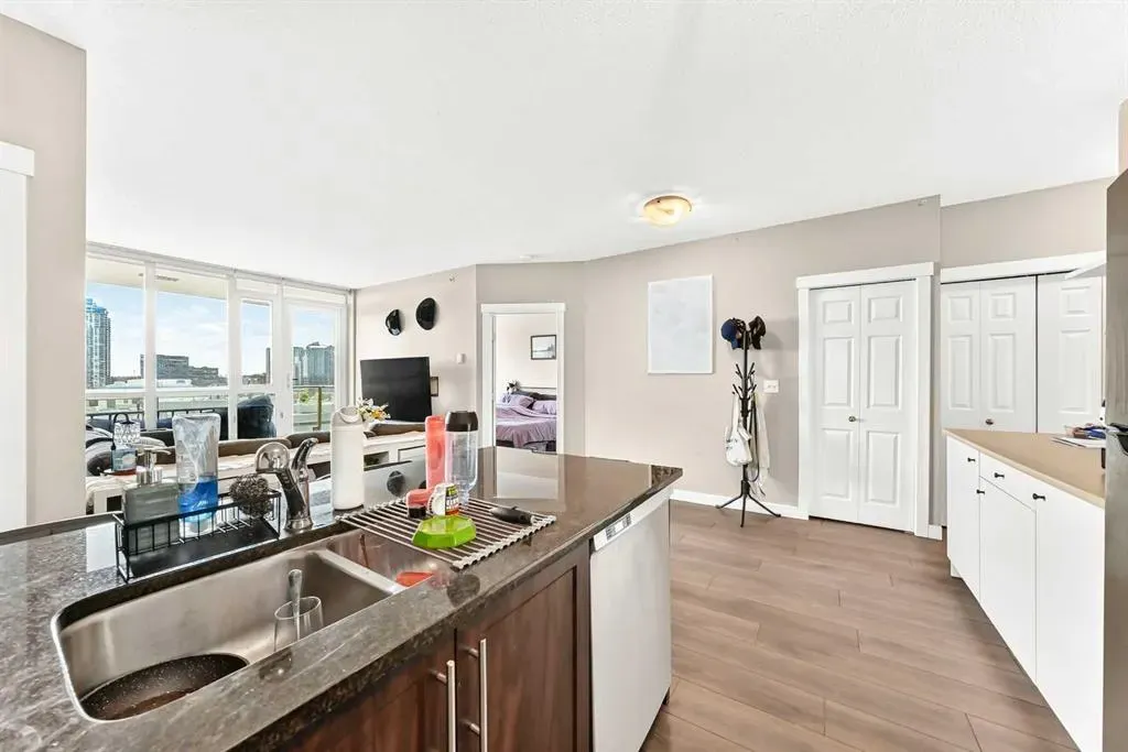 325 3 Street SE #1406
