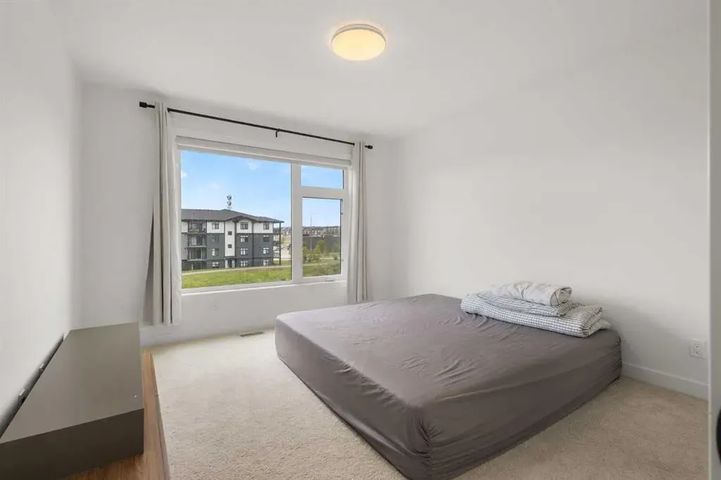 85 sage hill Heights NW #327