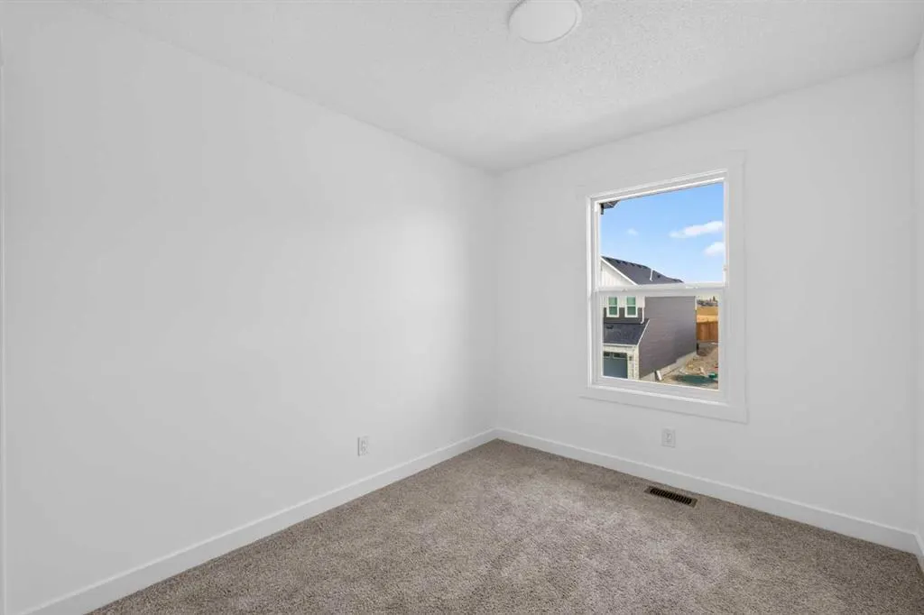 157 Silver Spruce Road SW