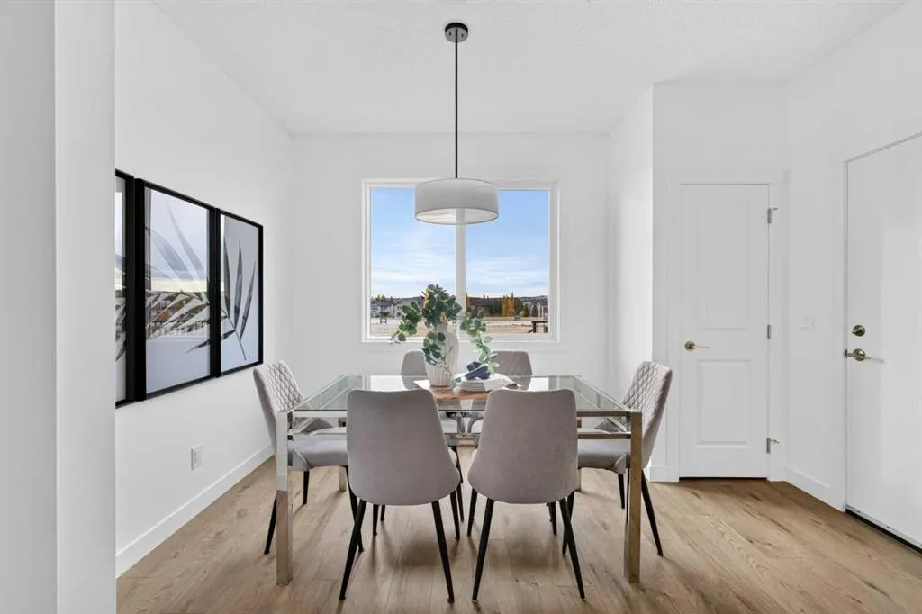 157 Silver Spruce Road SW