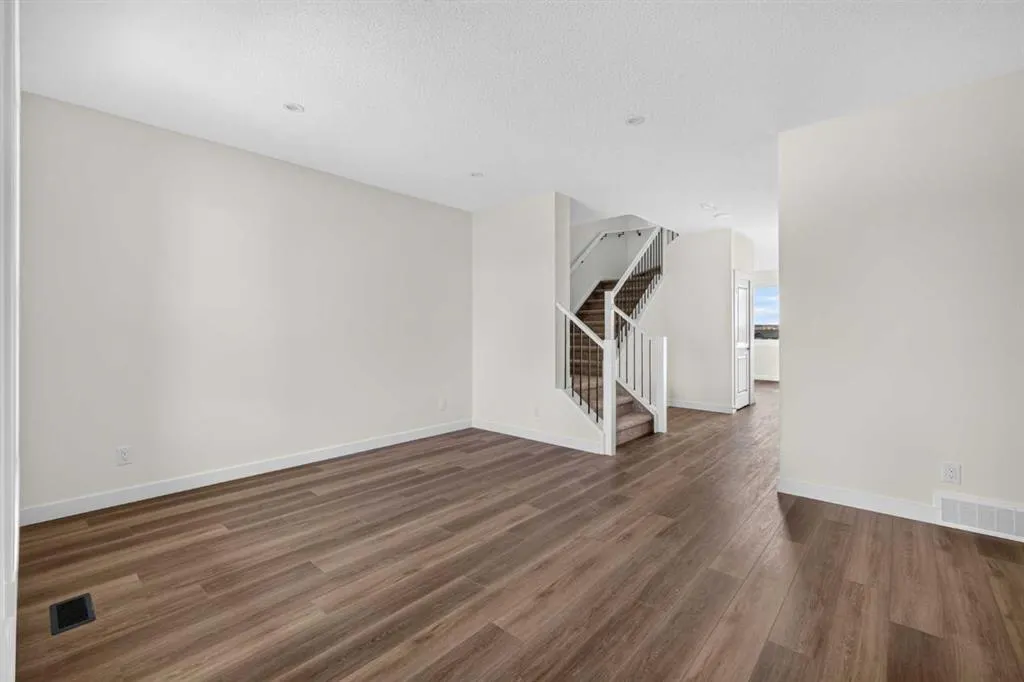 165 Silver Spruce Road SW