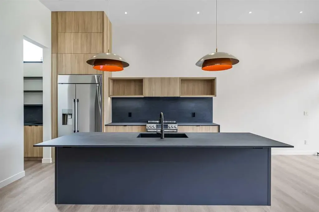 3D Willow Crescent SW
