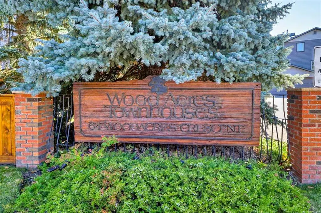 64 Woodacres Crescent SW #5