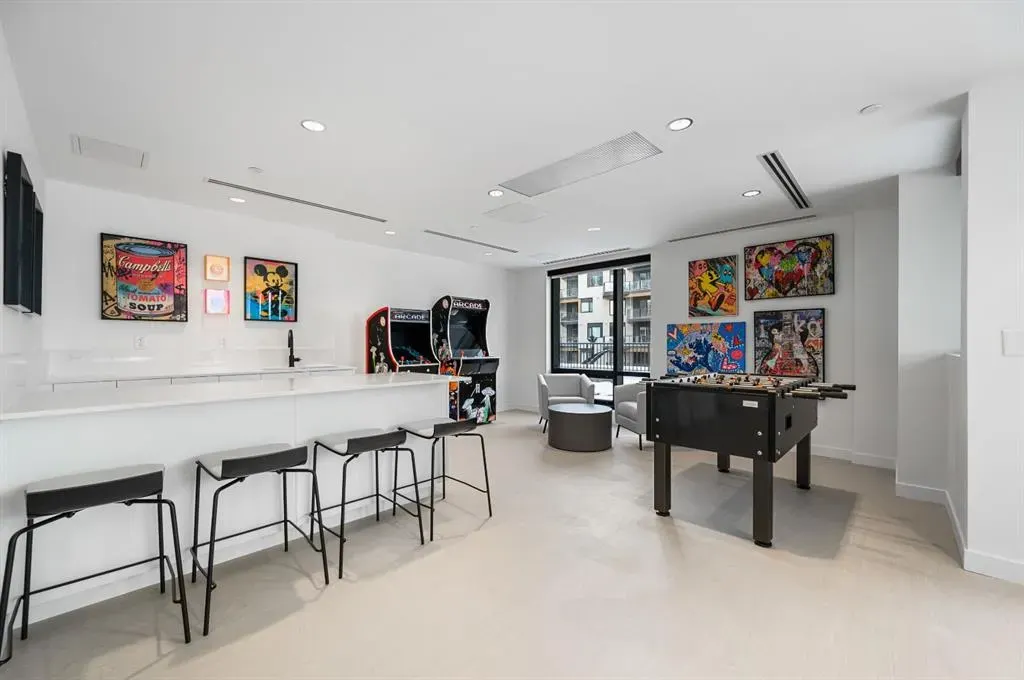 8375 Broadcast Avenue SW #701