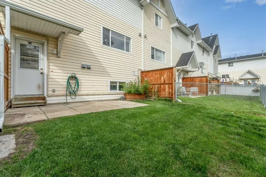255 Prestwick Acres Lane SE