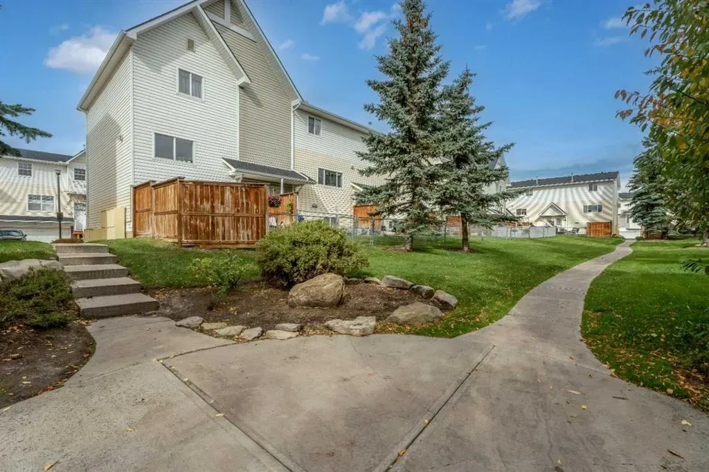 255 Prestwick Acres Lane SE