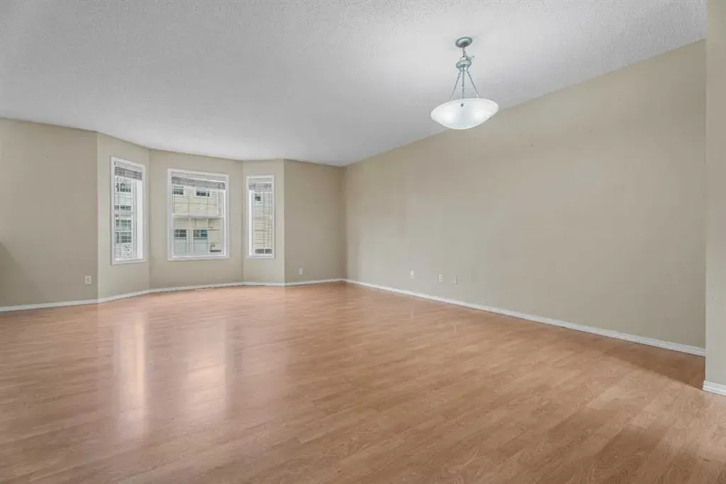 255 Prestwick Acres Lane SE
