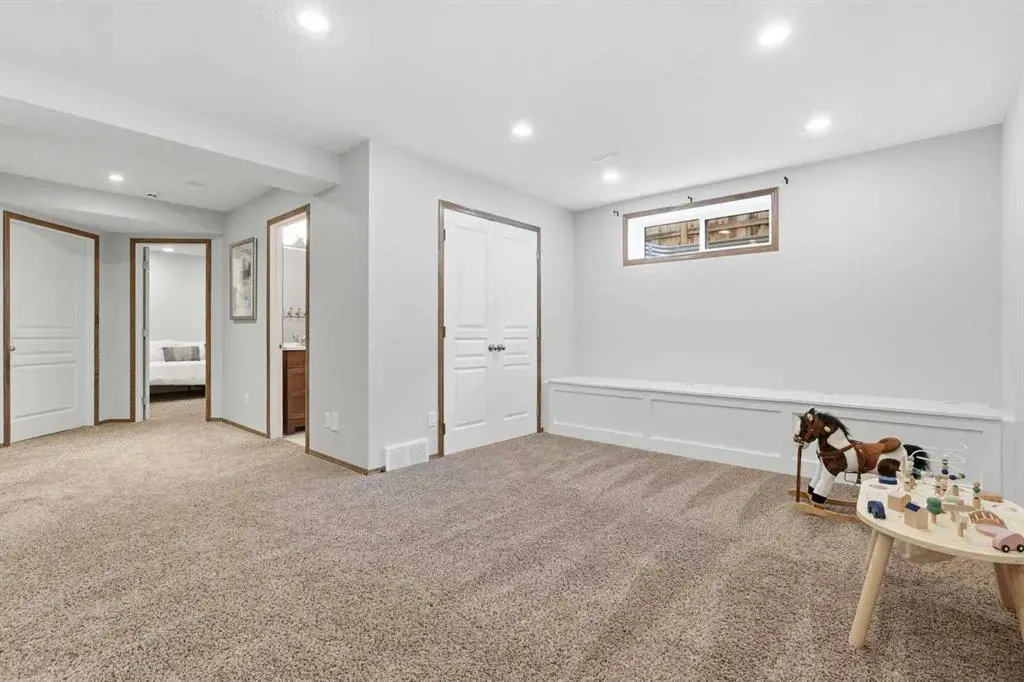 38 Chapman Close SE