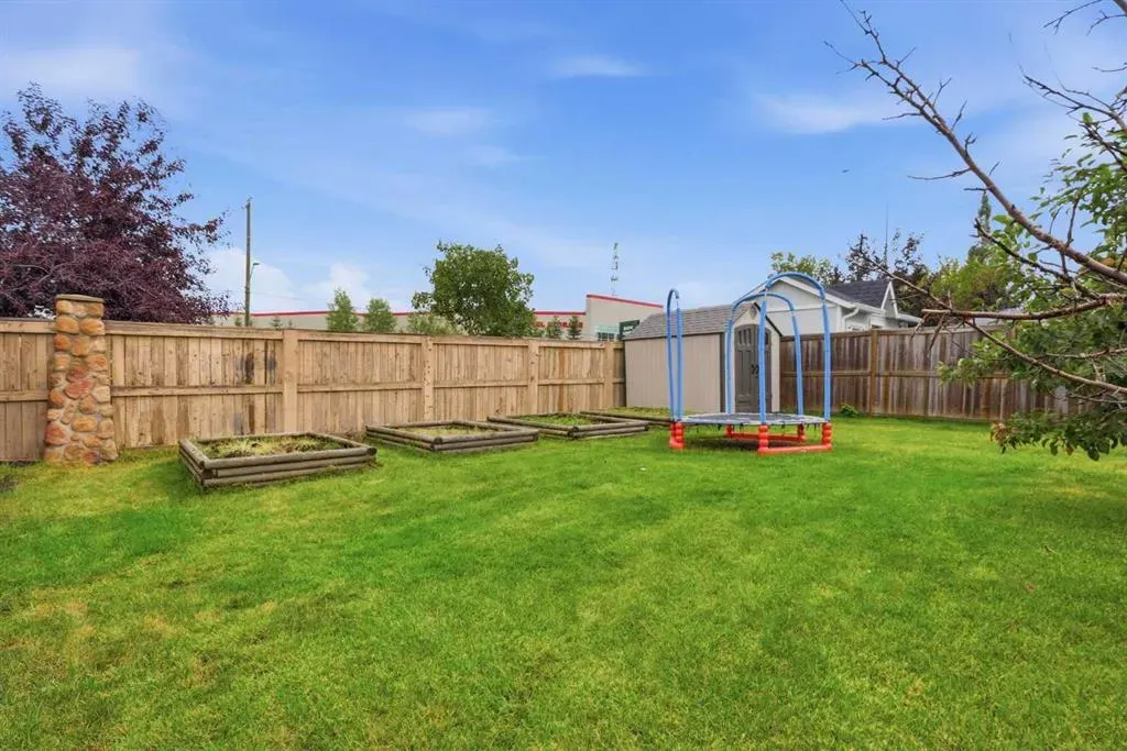 38 Chapman Close SE
