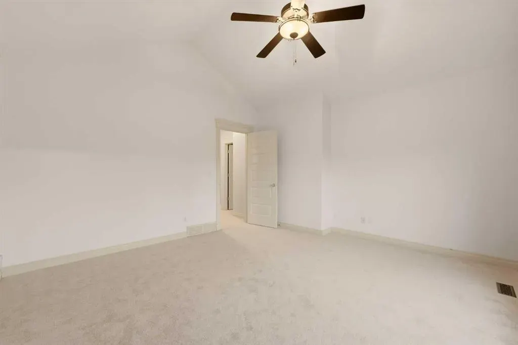 68 Auburn Sound Terrace SE