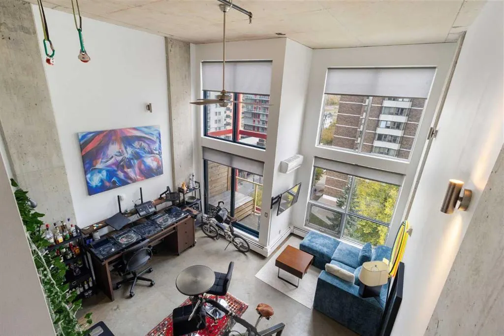 535 8 Avenue SE #605