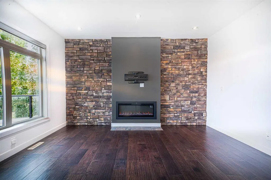 63 Truant Crescent