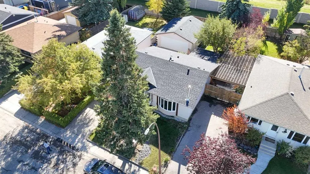 248 Bracewood Road SW