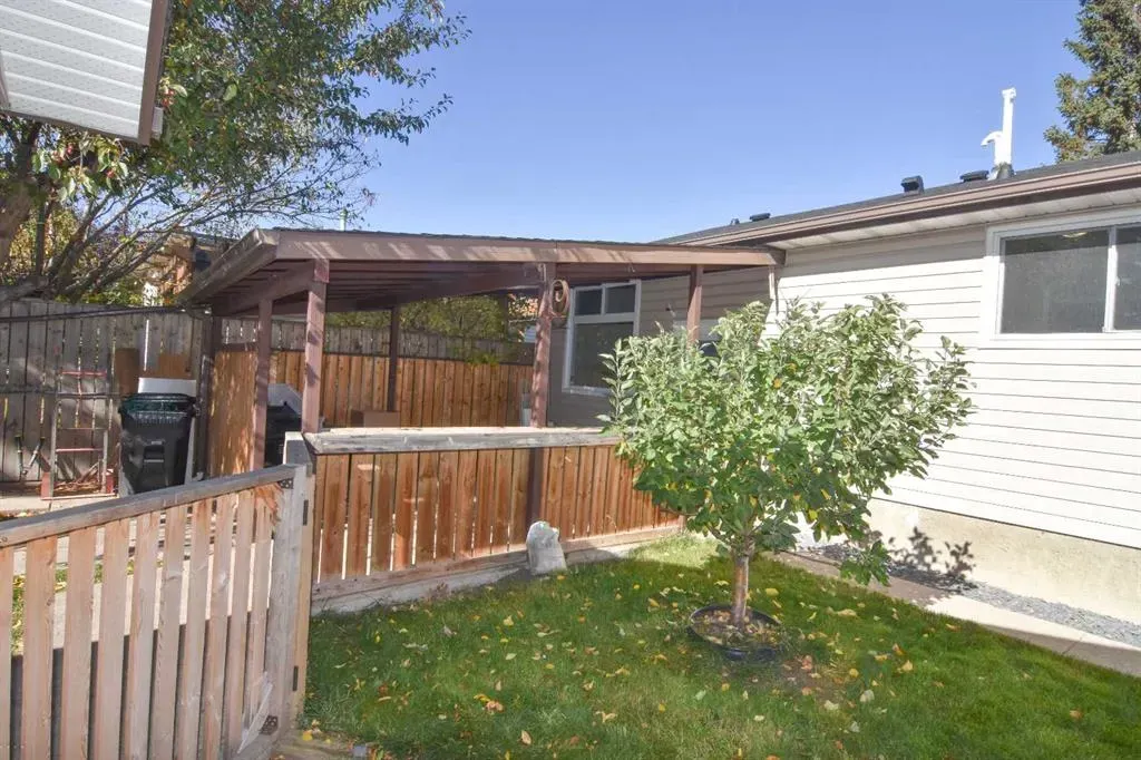 248 Bracewood Road SW