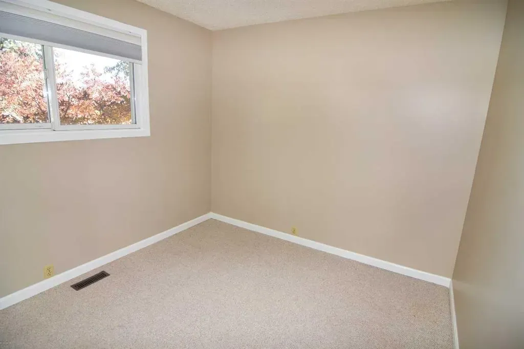 248 Bracewood Road SW