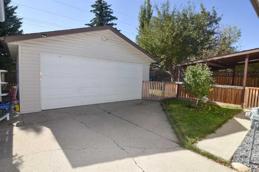 248 Bracewood Road SW
