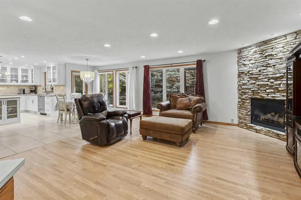 28 Edenstone Way NW
