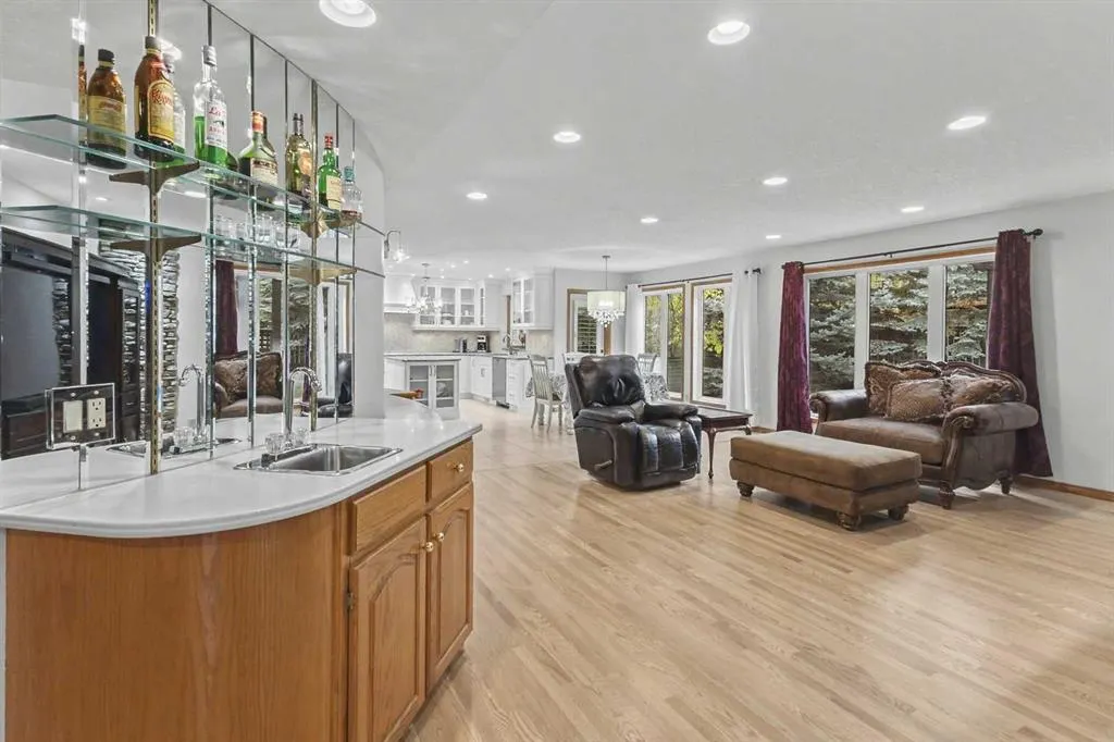28 Edenstone Way NW