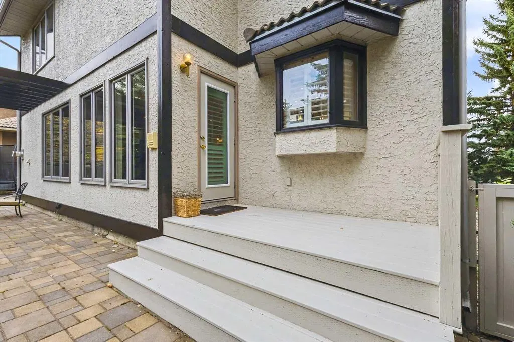 28 Edenstone Way NW