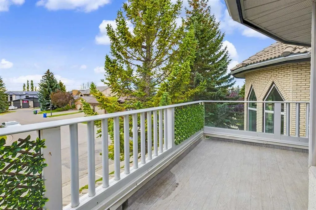 28 Edenstone Way NW
