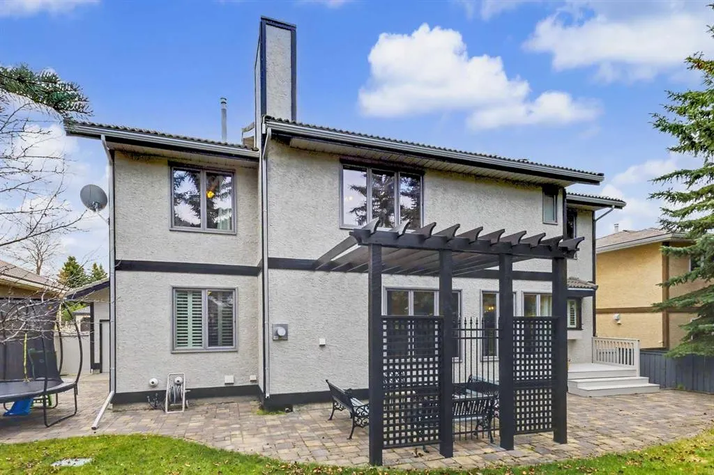 28 Edenstone Way NW