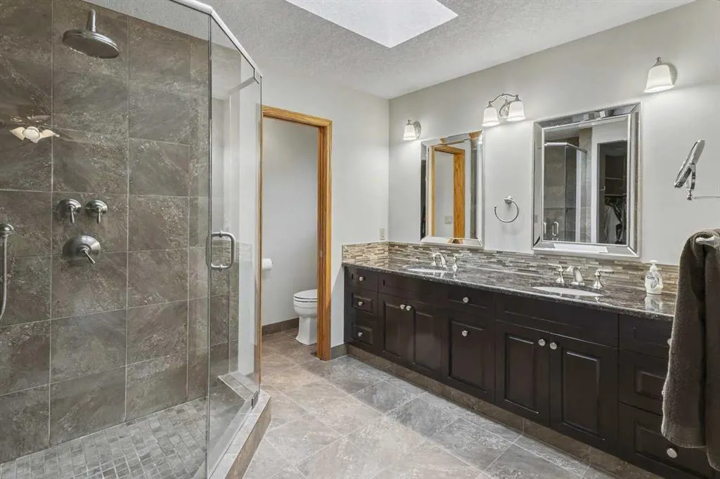 28 Edenstone Way NW