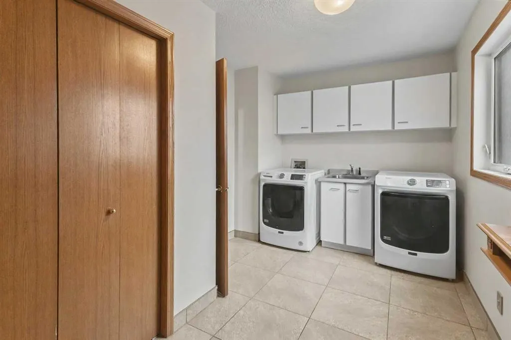 28 Edenstone Way NW