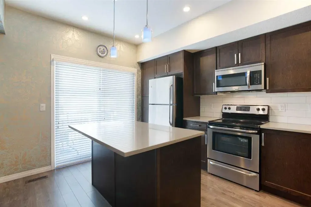 280 Williamstown Close NW #1003