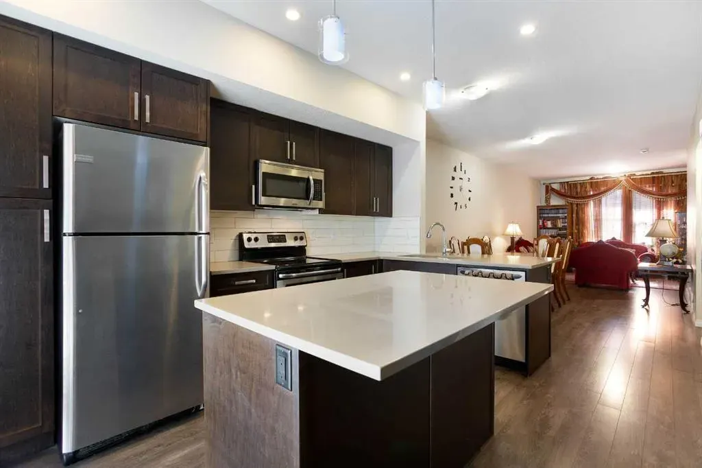 280 Williamstown Close NW #1003