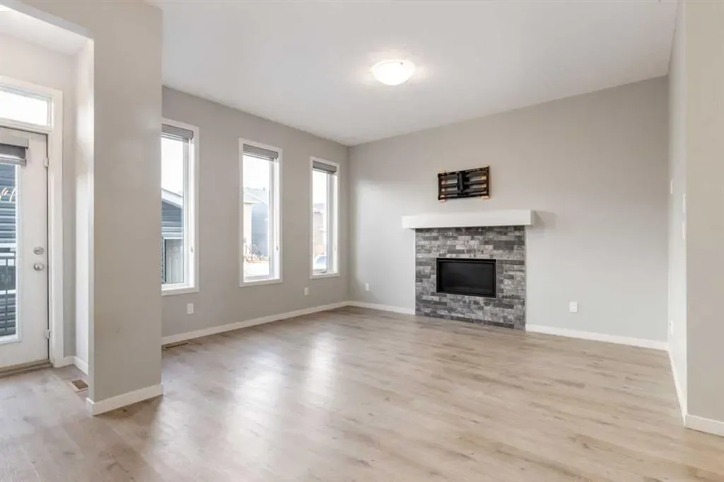 34 Midtown Crossing SW