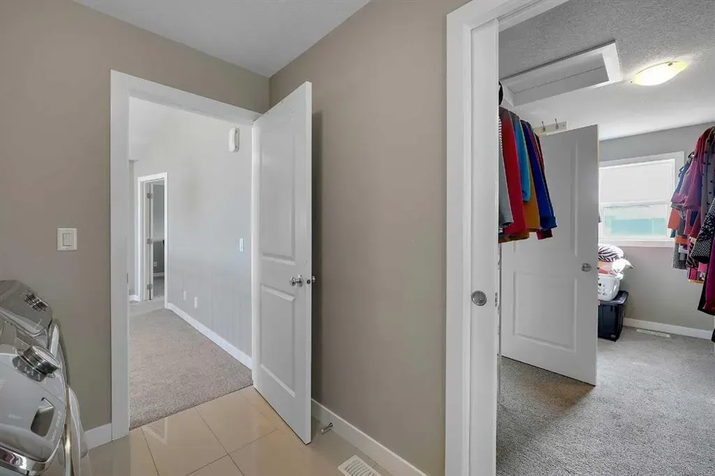 222 Bayside Loop SW