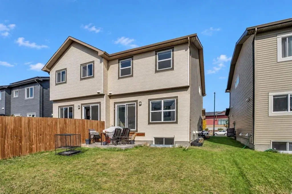 235 Clydesdale Avenue