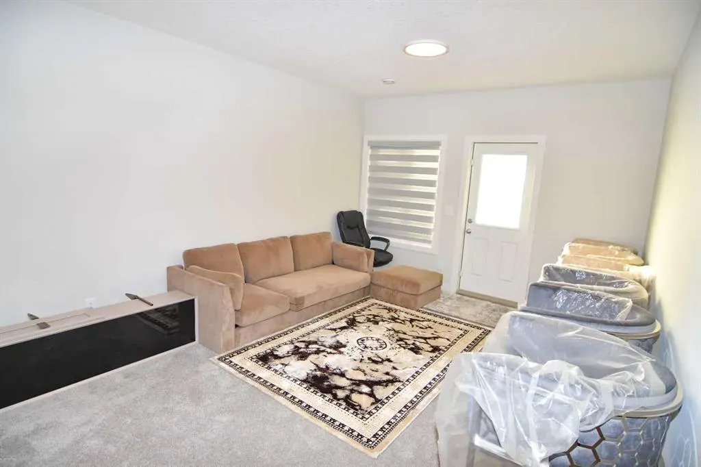 160 BELVEDERE Drive SE