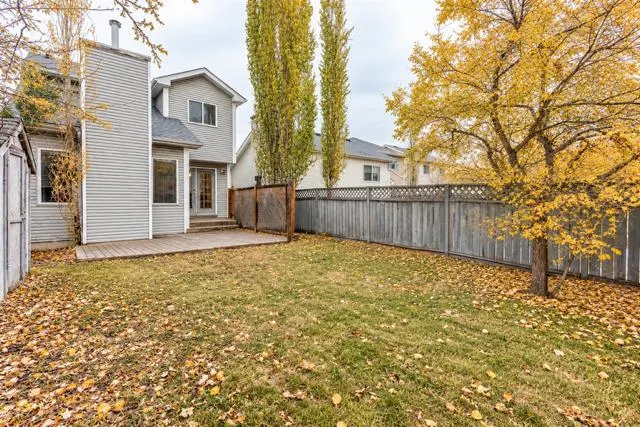 40 Mt Lorette Close SE