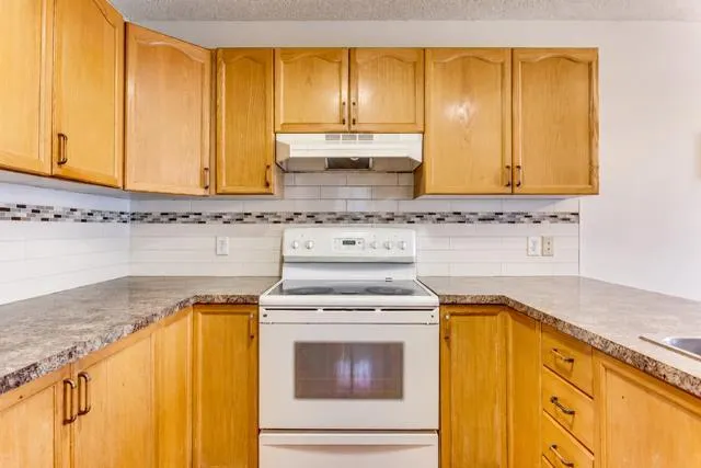 40 Mt Lorette Close SE