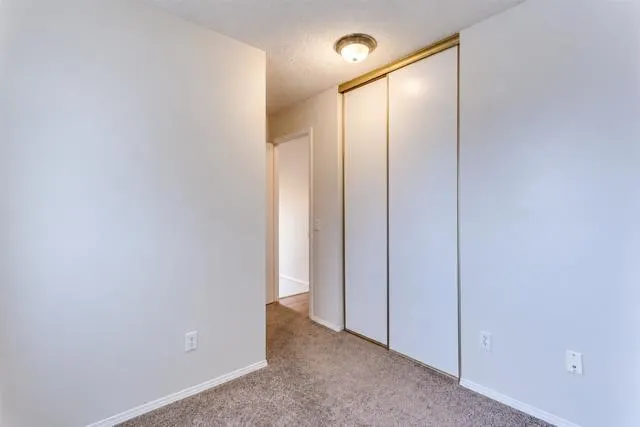 40 Mt Lorette Close SE