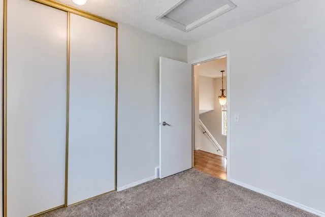 40 Mt Lorette Close SE