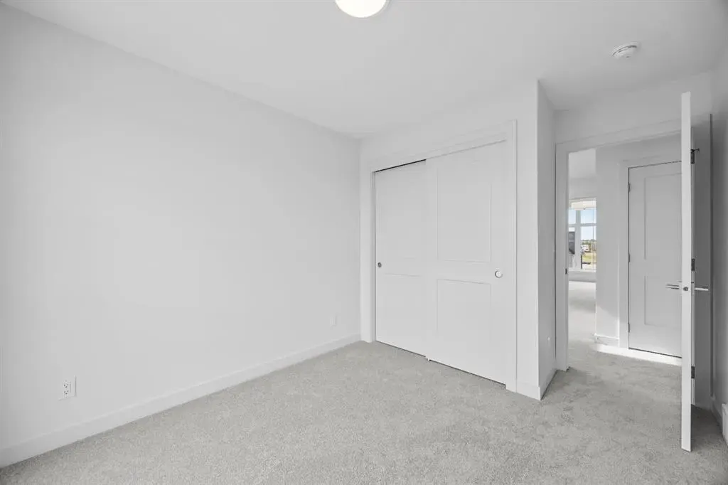 116 Greenwich Drive NW